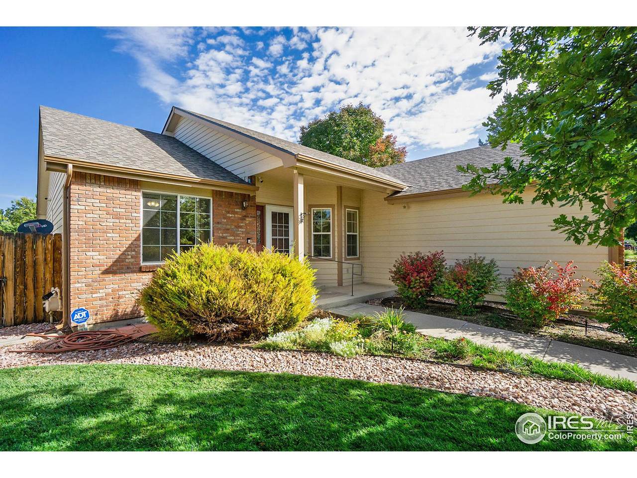 2720 Stonehaven Dr - Photo 1