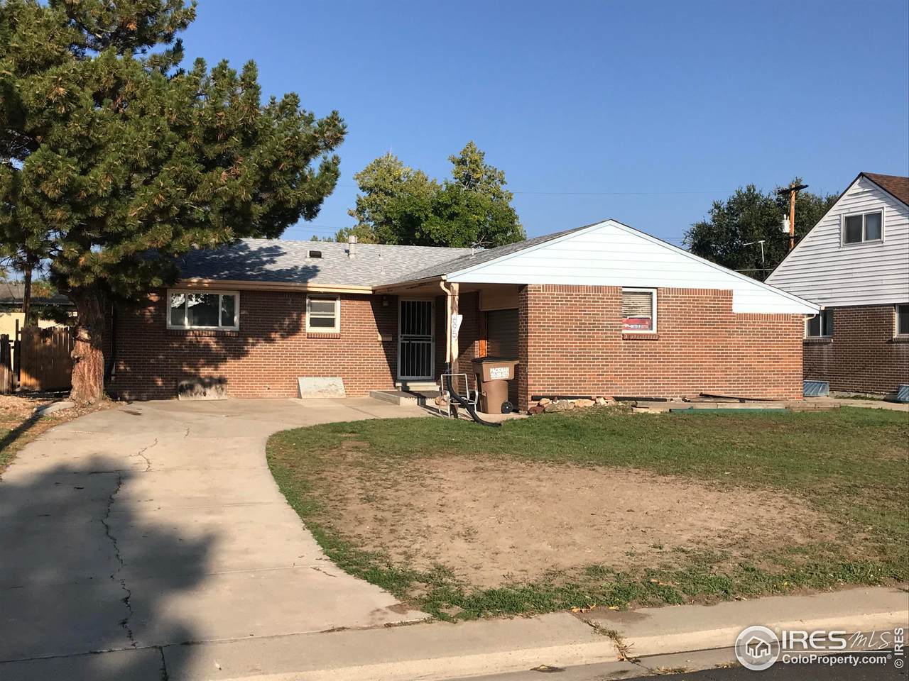 695 Marble St - Photo 1