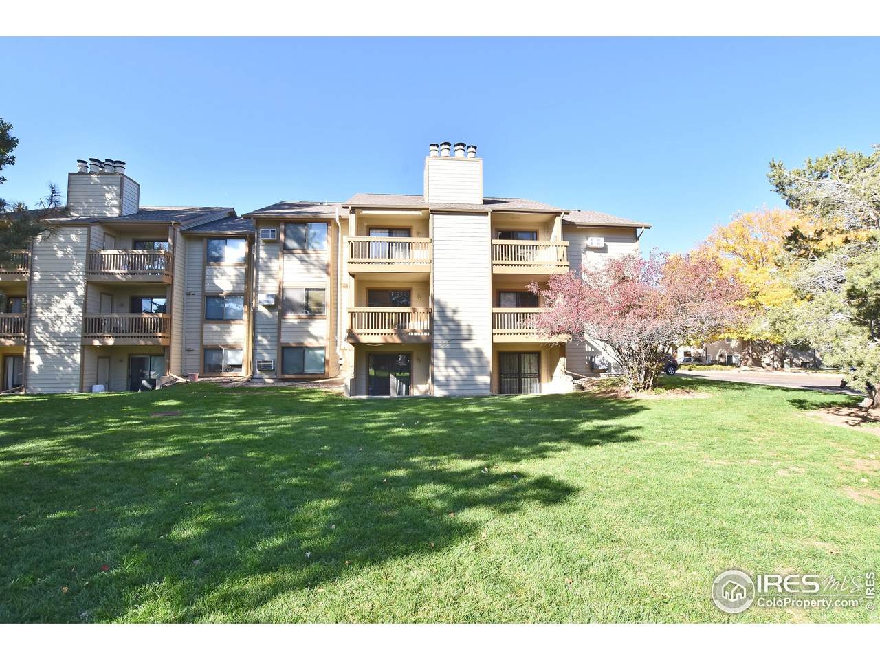 2960 Stuart St - Photo 1