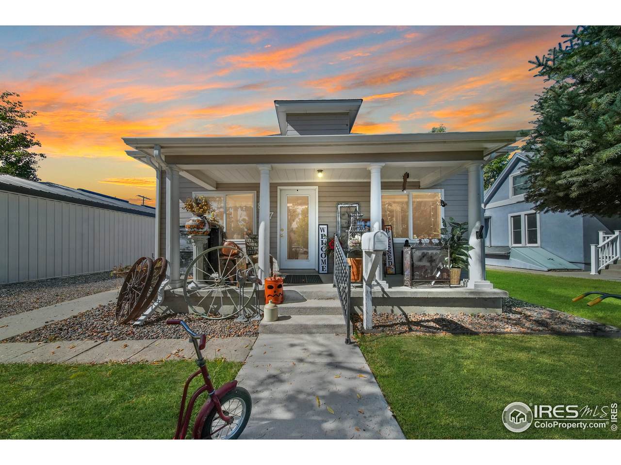807 Main St - Photo 1
