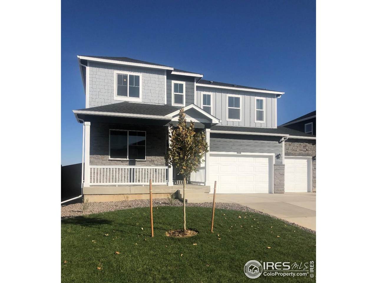 211 Raven Ln - Photo 1