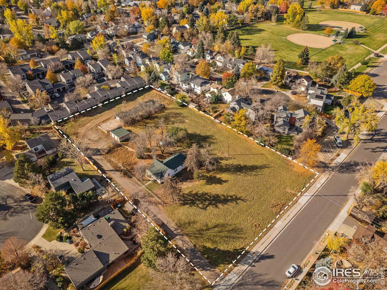 425 Grant Ave - Photo 1