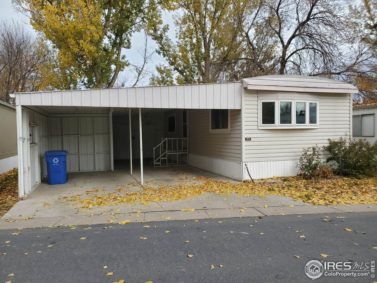 1511 Sunset Pl - Photo 1