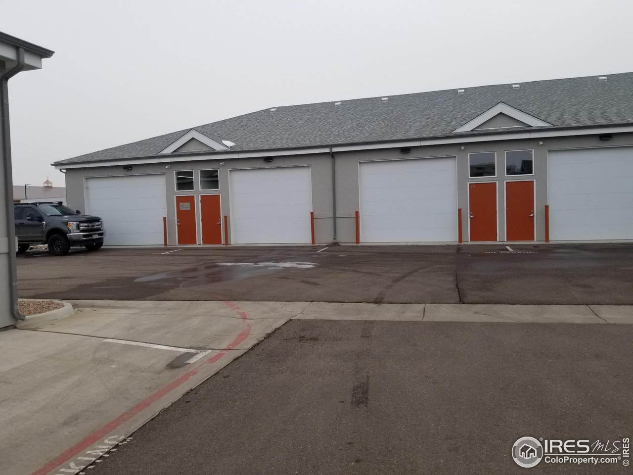 3774 Rowe St - Photo 1