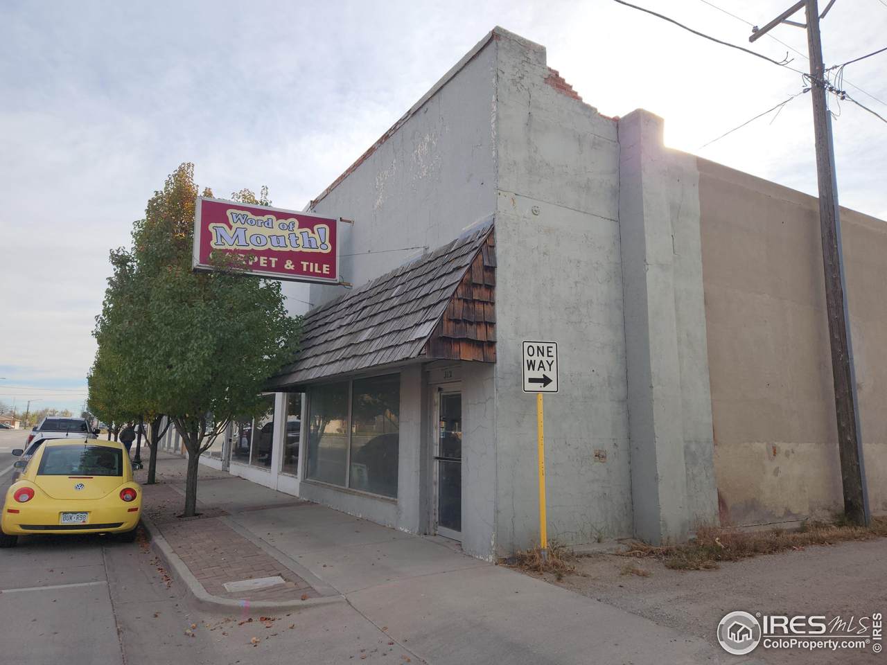 312 Edison St - Photo 1