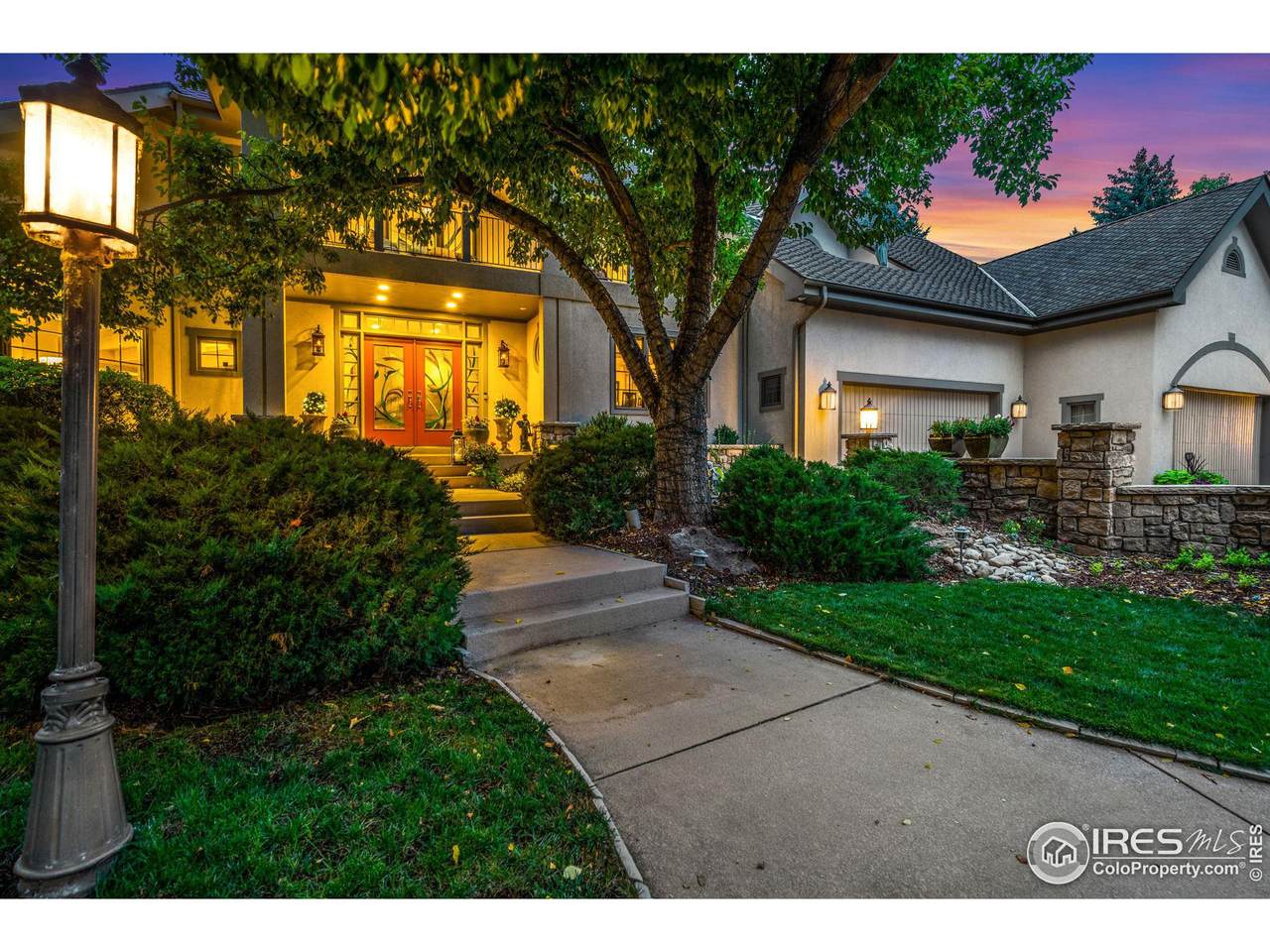 800 Shore Pine Ct - Photo 1