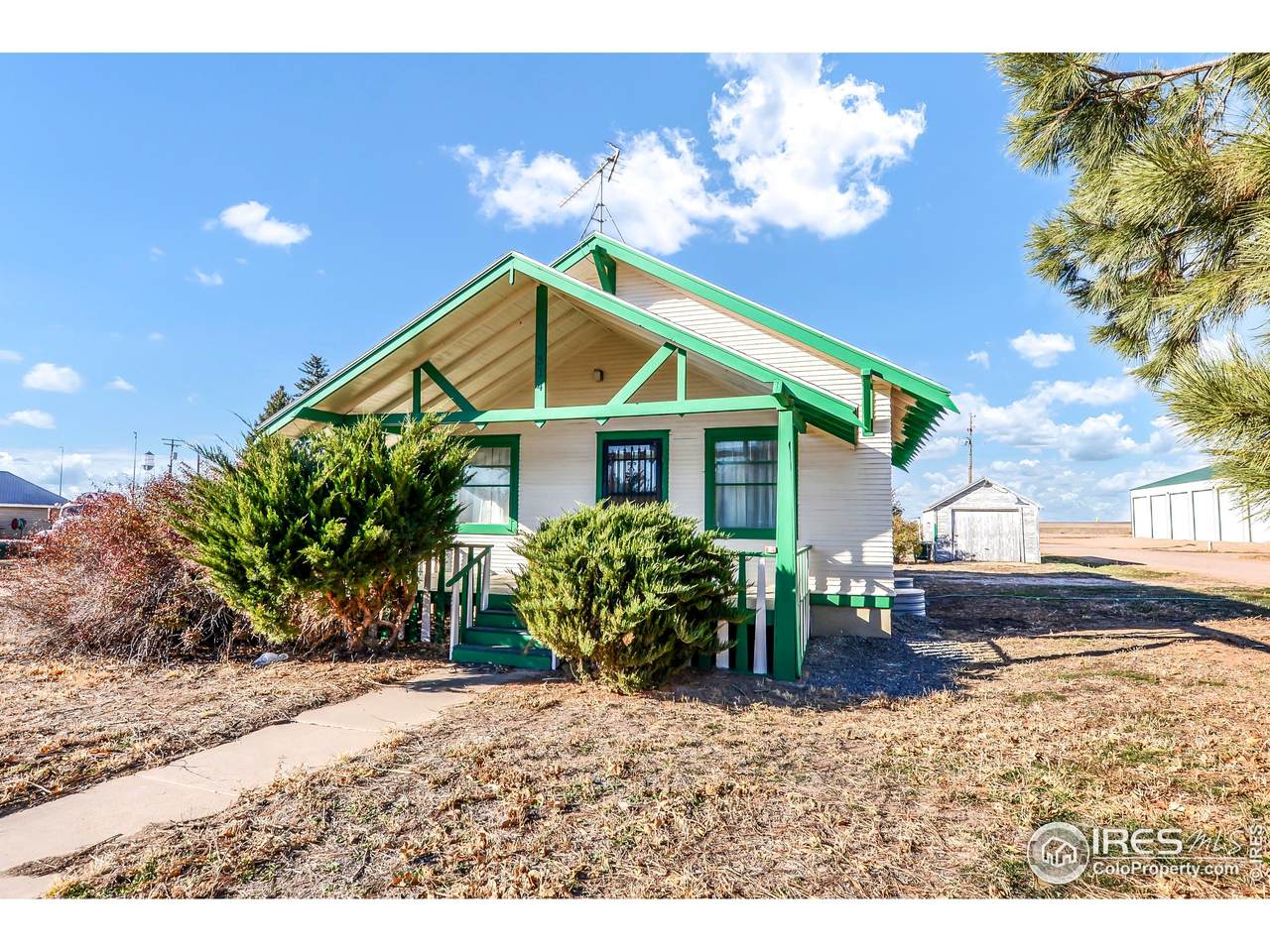 314 Fremont Ave - Photo 1