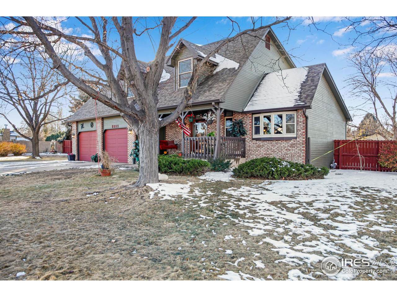 1993 43rd Ave - Photo 1