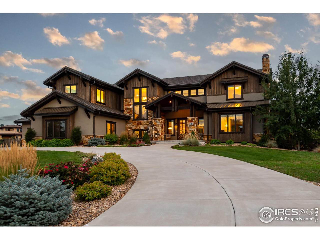 9242 Niwot Hills Dr - Photo 1