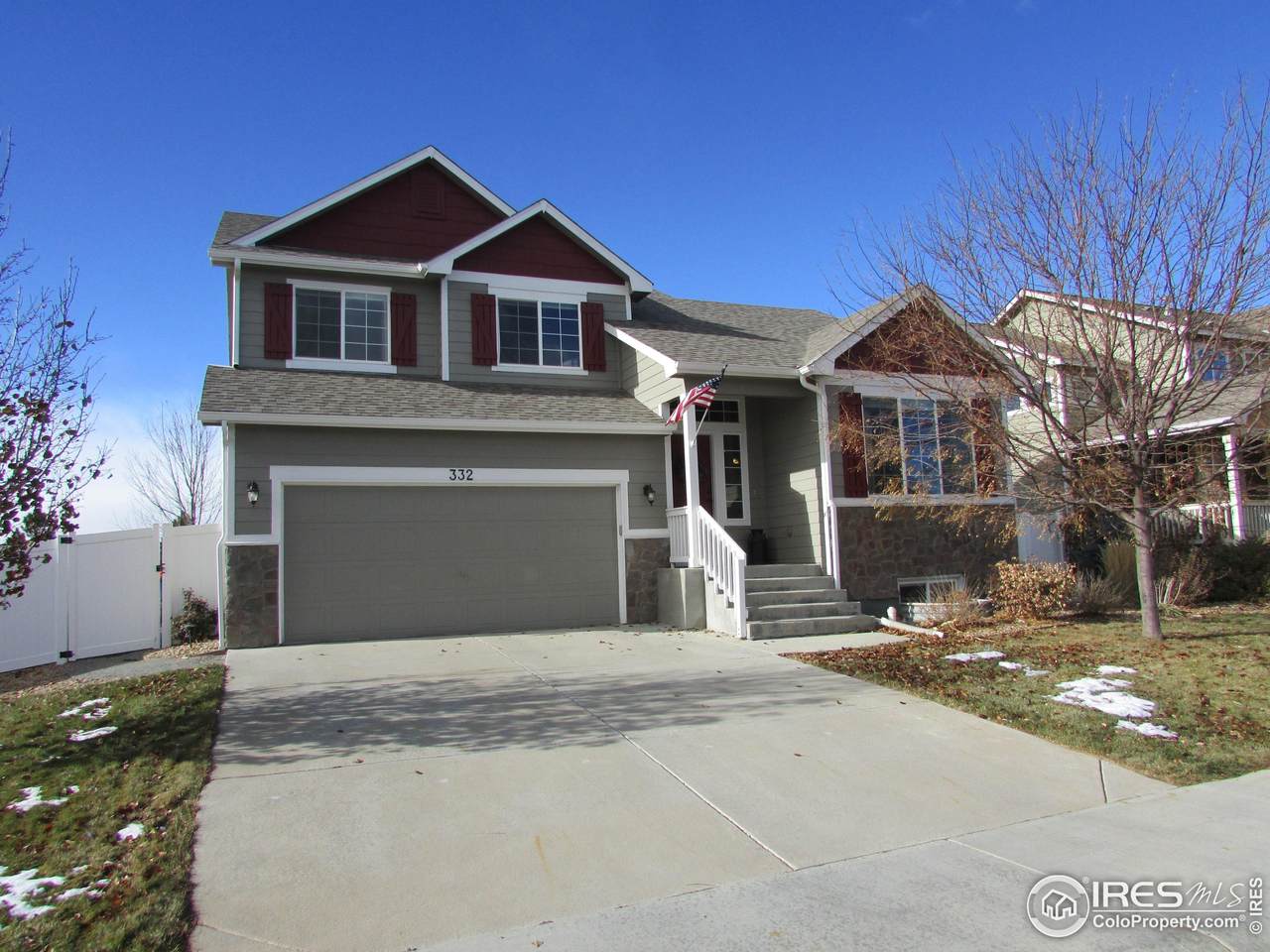 332 Sycamore Ave - Photo 1