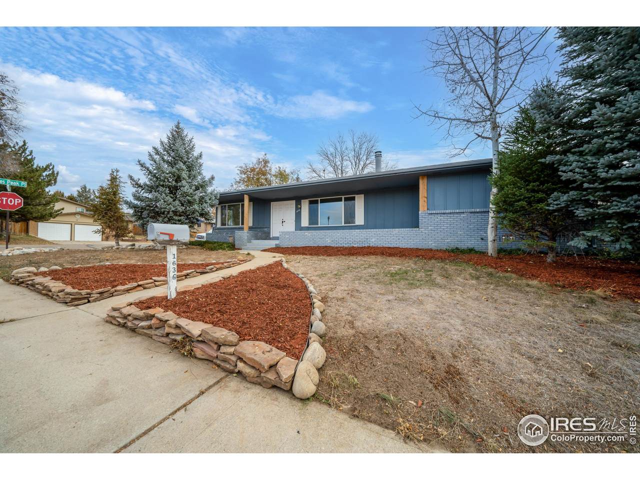 1636 Twin Sisters Dr - Photo 1