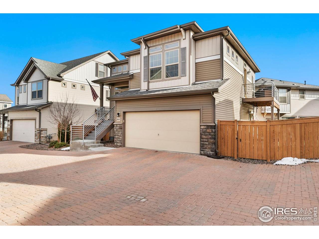 18040 106th Ave - Photo 1