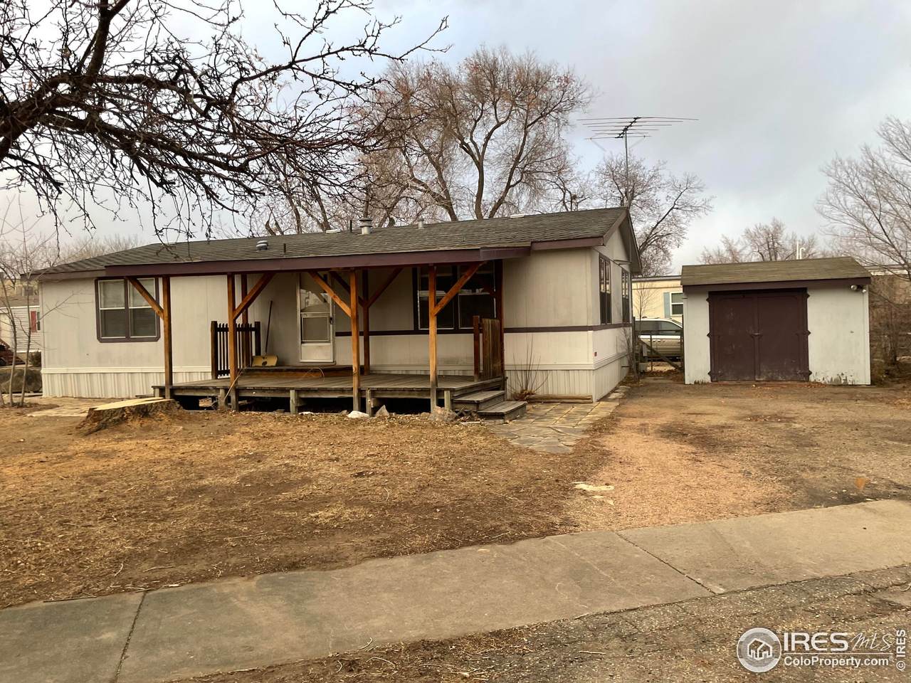 430 Barnard Ct - Photo 1