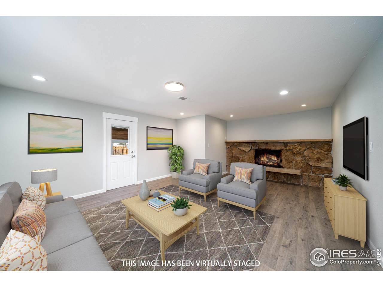 609 Franklin Ave - Photo 1