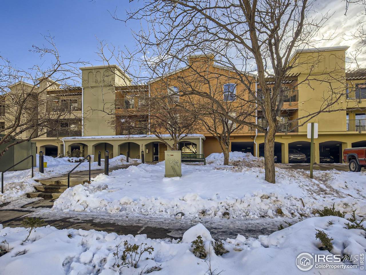 2510 Taft Dr - Photo 1