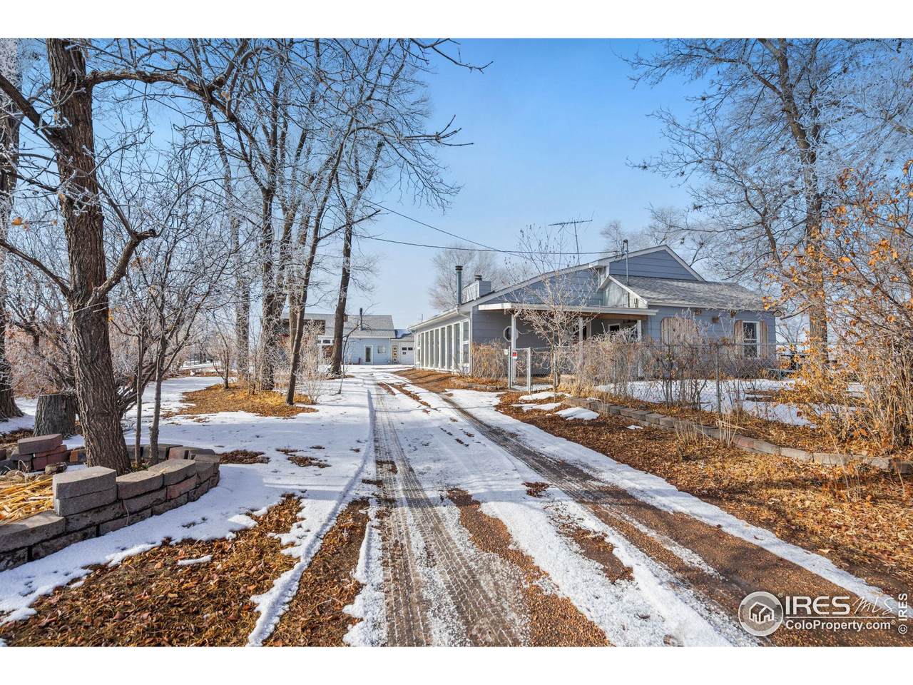 665 Balsam Ave - Photo 1