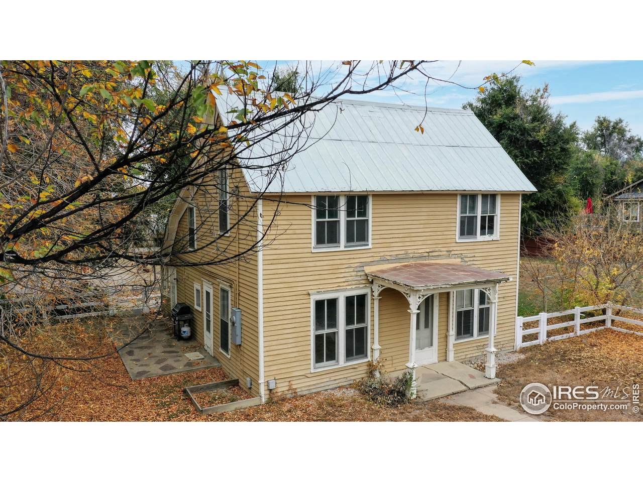 1500 17th Ave - Photo 1