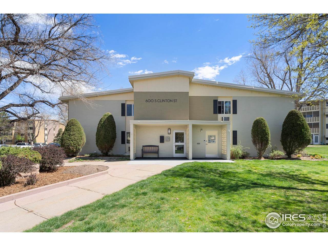 600 Clinton St - Photo 1