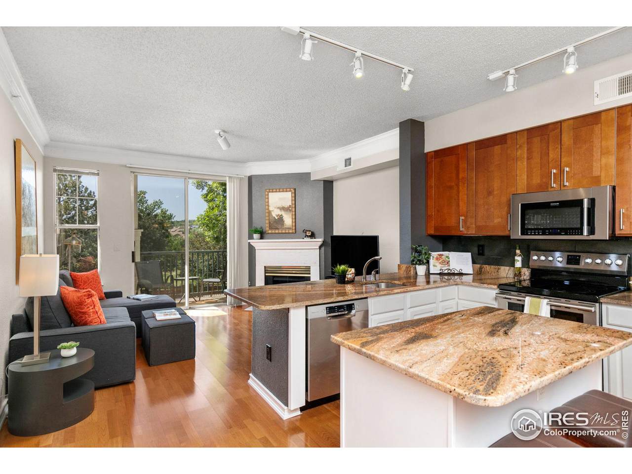 1854 Mallard Dr - Photo 1