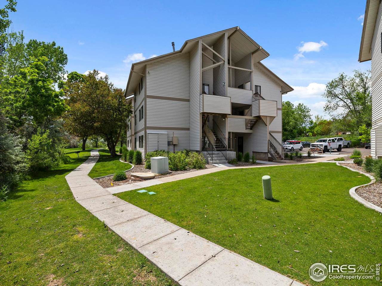 1705 Heatheridge Rd - Photo 1