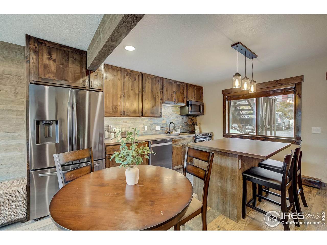 950 Big Thompson Ave - Photo 1
