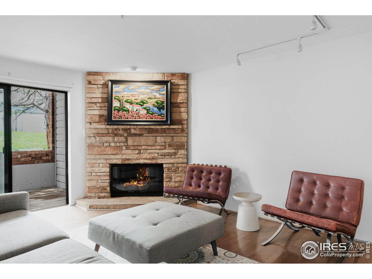 2727 Folsom St - Photo 1