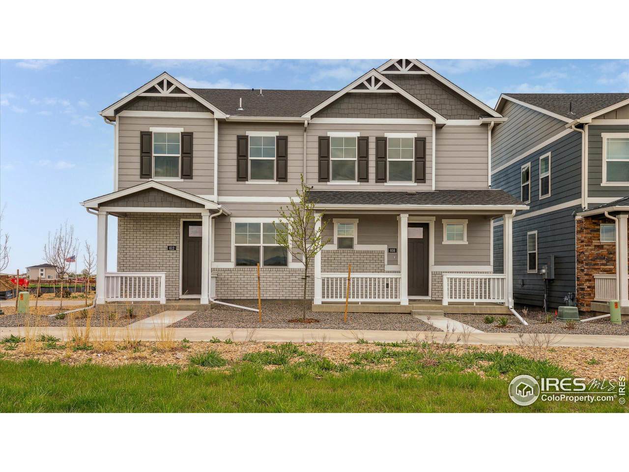 608 Thoroughbred Ln - Photo 1