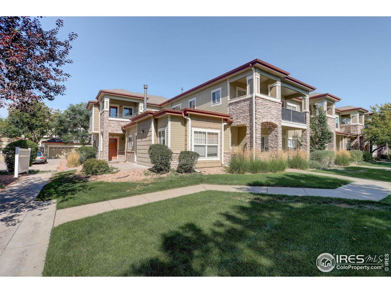 5027 Northern Lights Dr - Photo 1