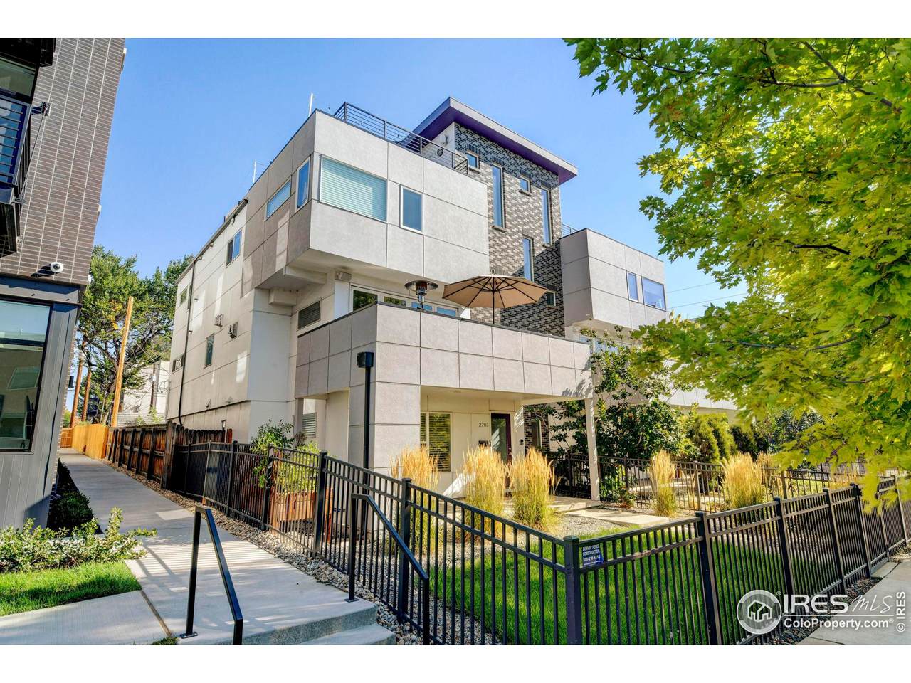 2703 25th Ave - Photo 1