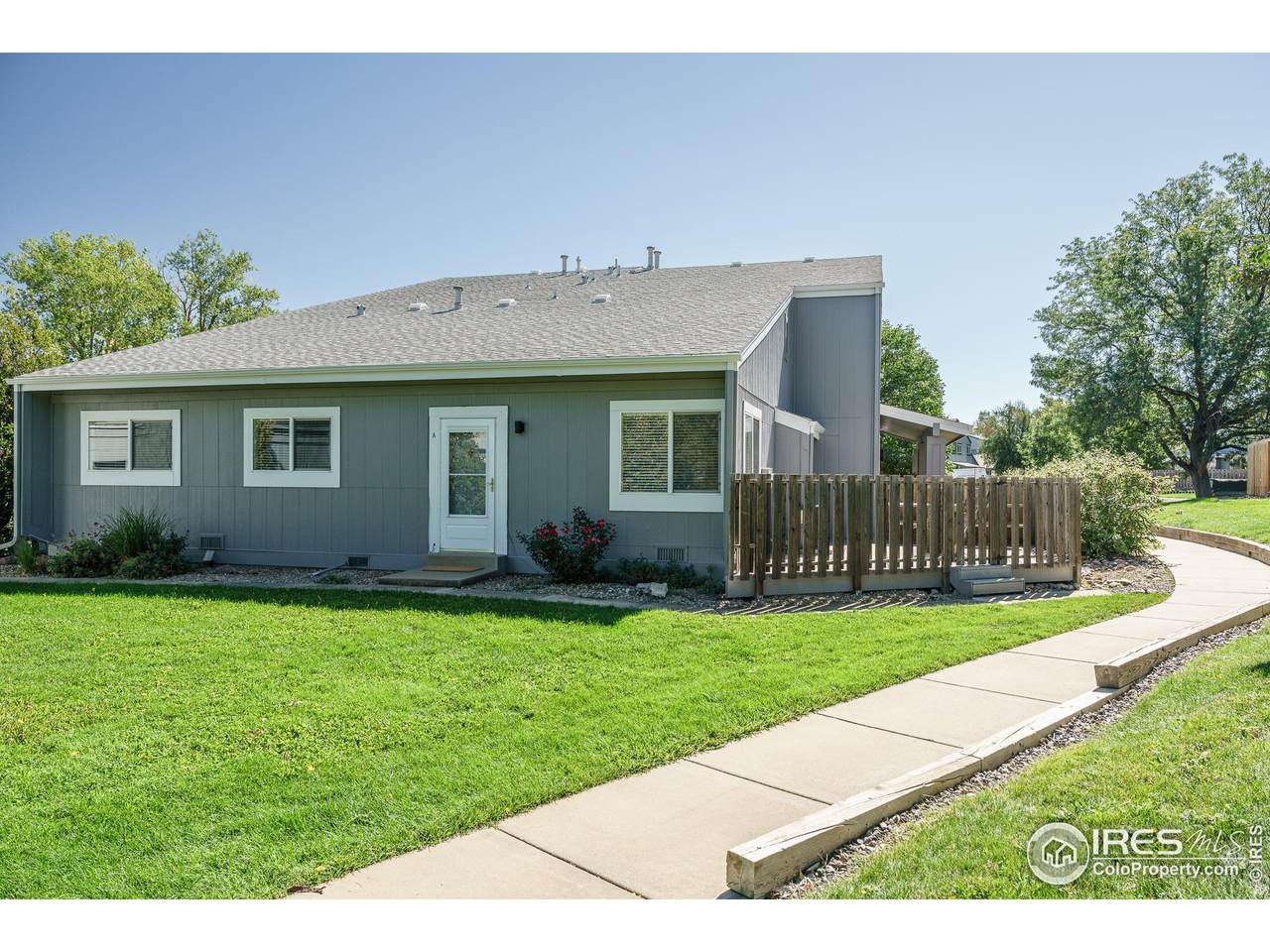 4269 Monroe Dr - Photo 1
