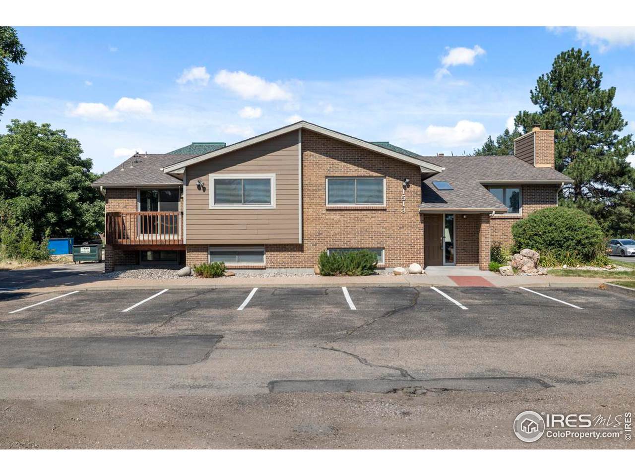 1513 Riverside Ave - Photo 1