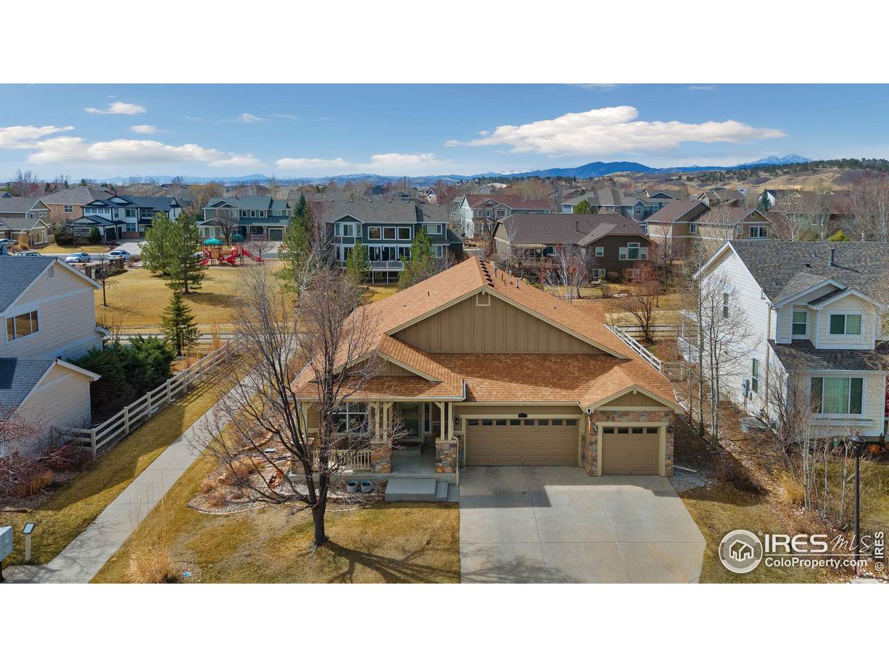 3353 New Castle Dr - Photo 1