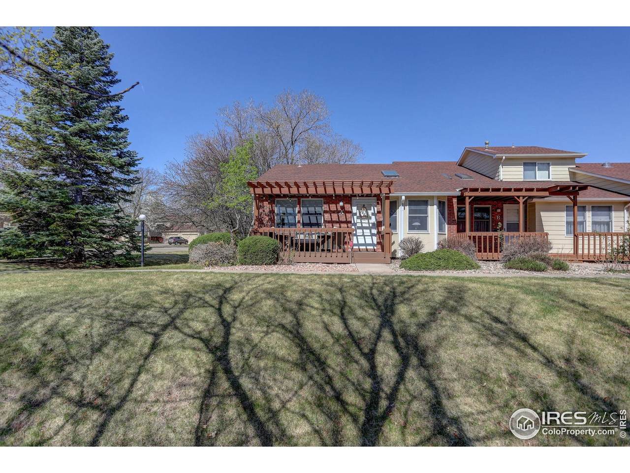 3461 Laredo Ln - Photo 1