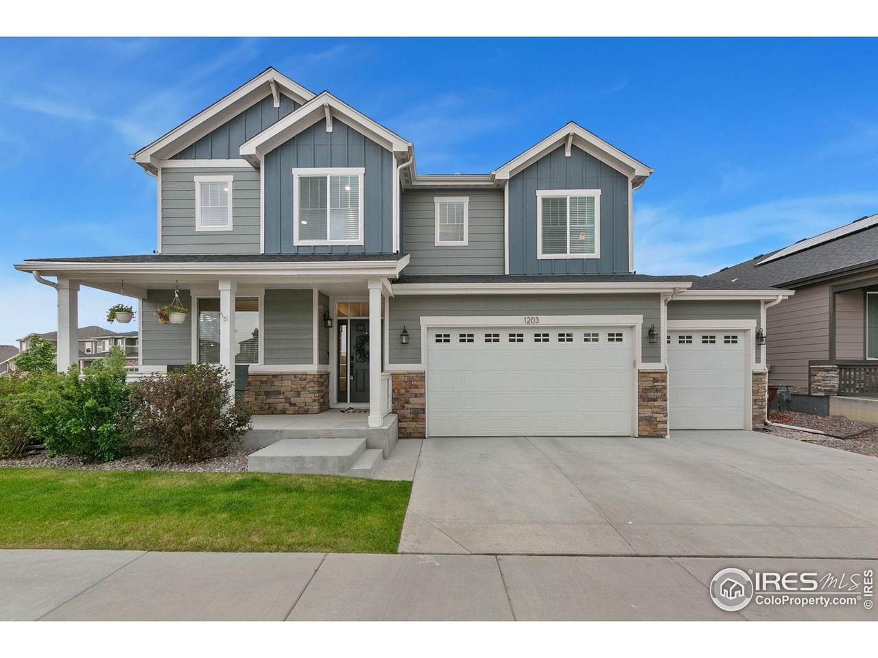 1203 Cabot Ct - Photo 1