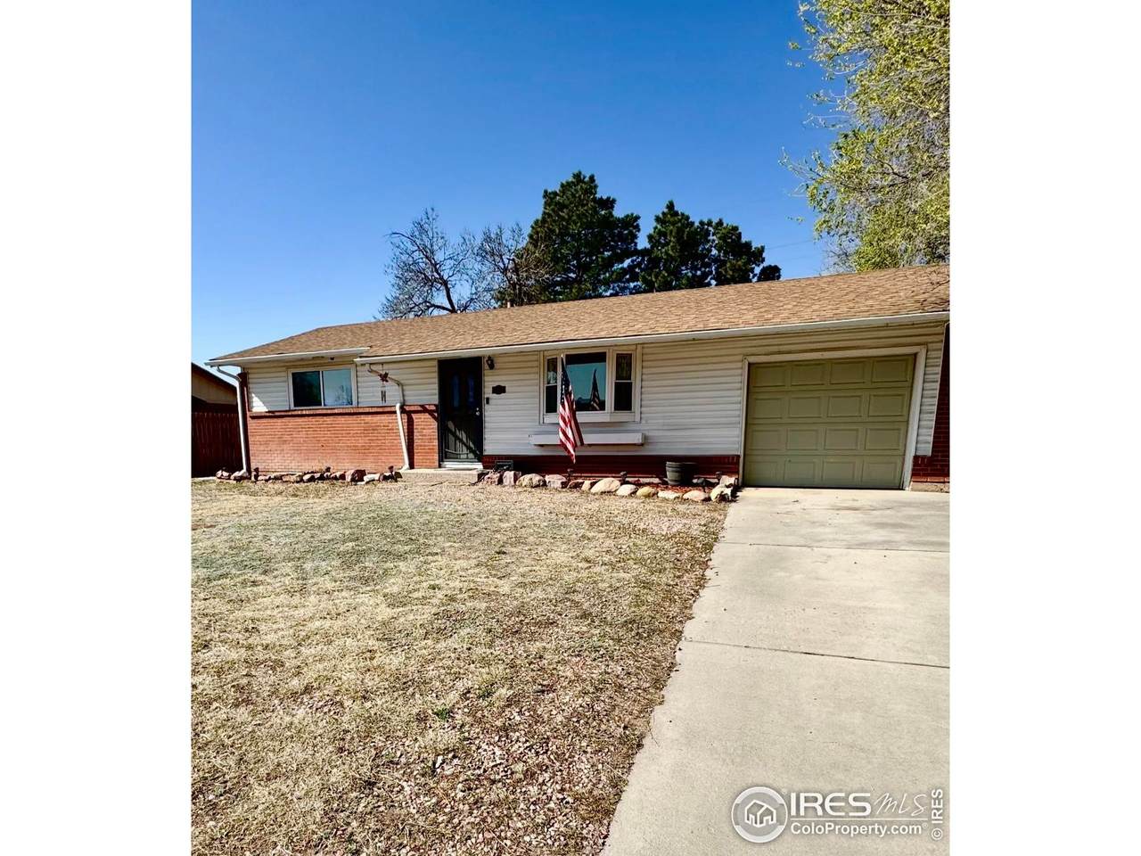 2614 Willard Dr - Photo 1