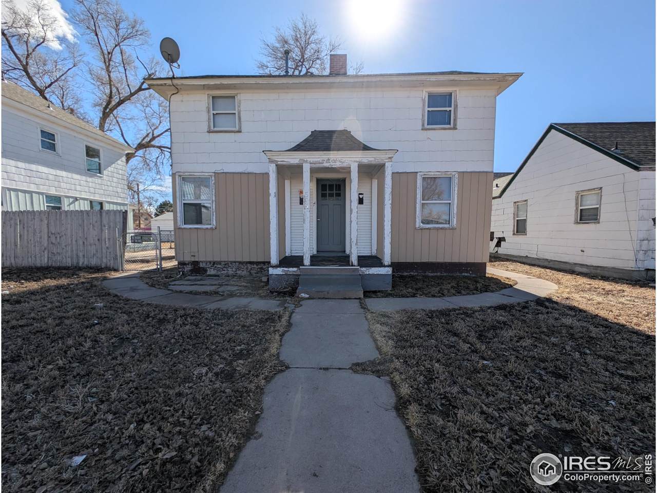 525 Jackson St - Photo 1
