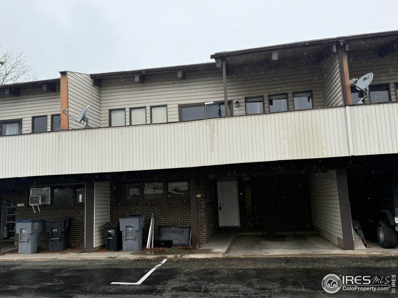 1943 Meadow Dr - Photo 1