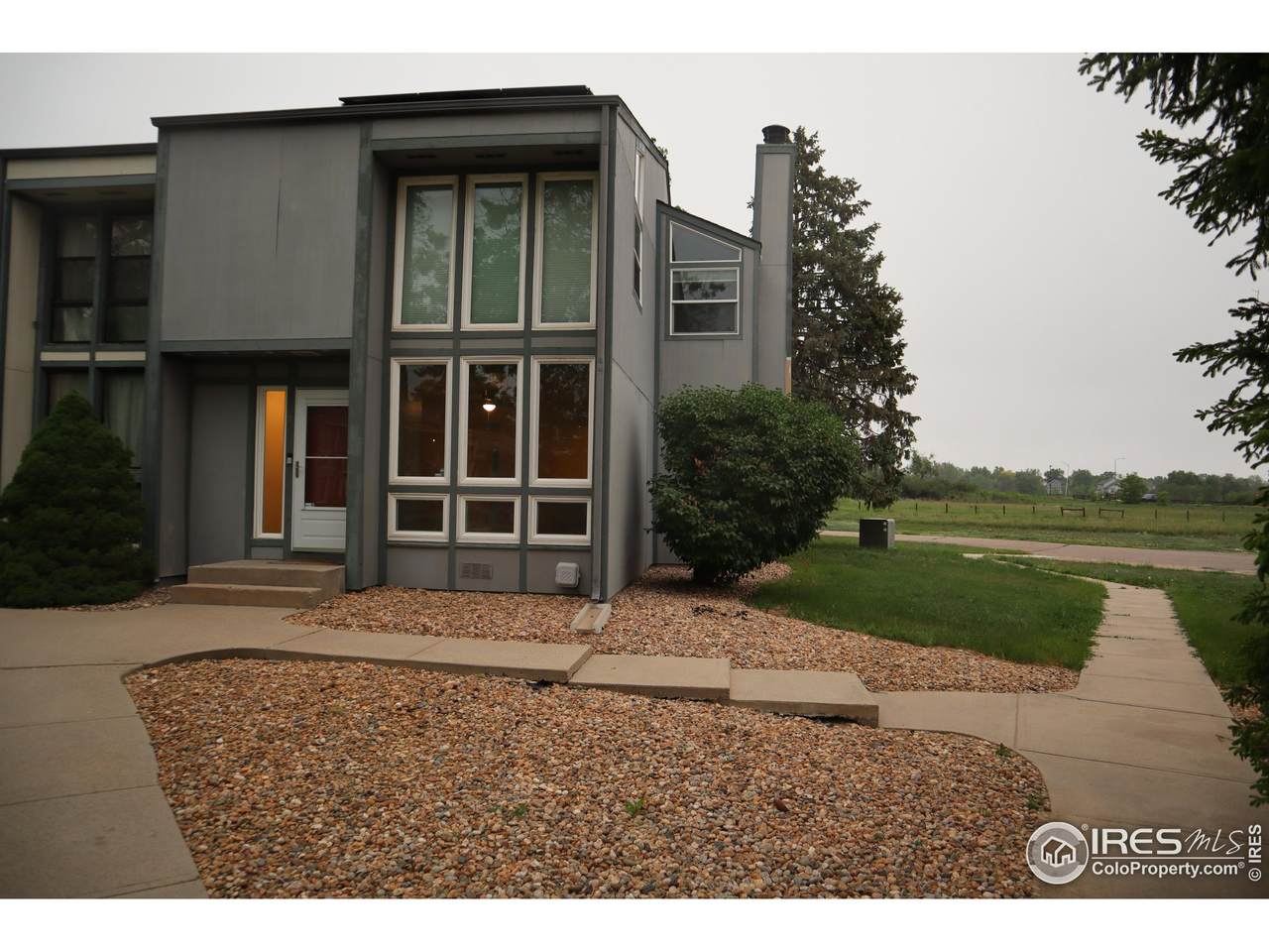 10350 Tumbleweed Dr - Photo 1