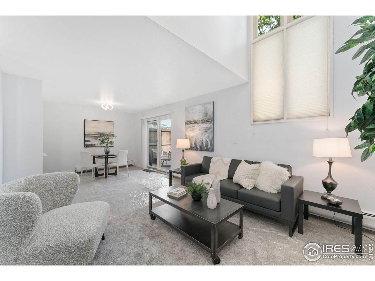2835 Monaco Pkwy - Photo 1