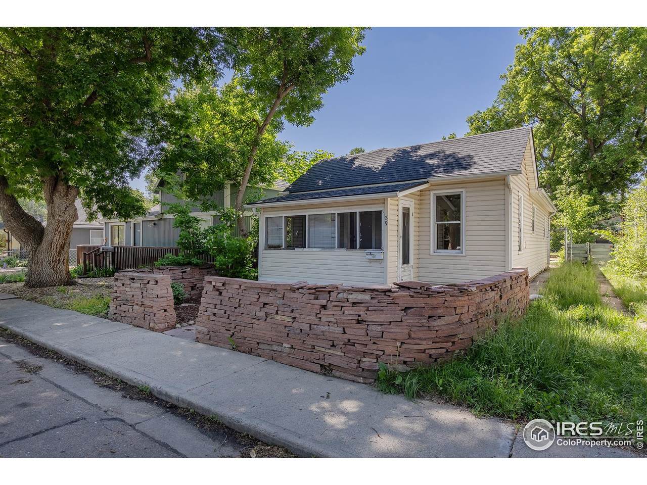 29 Marshall Pl - Photo 1
