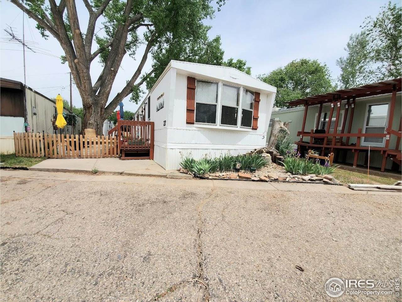 1212 Butte Rd - Photo 1