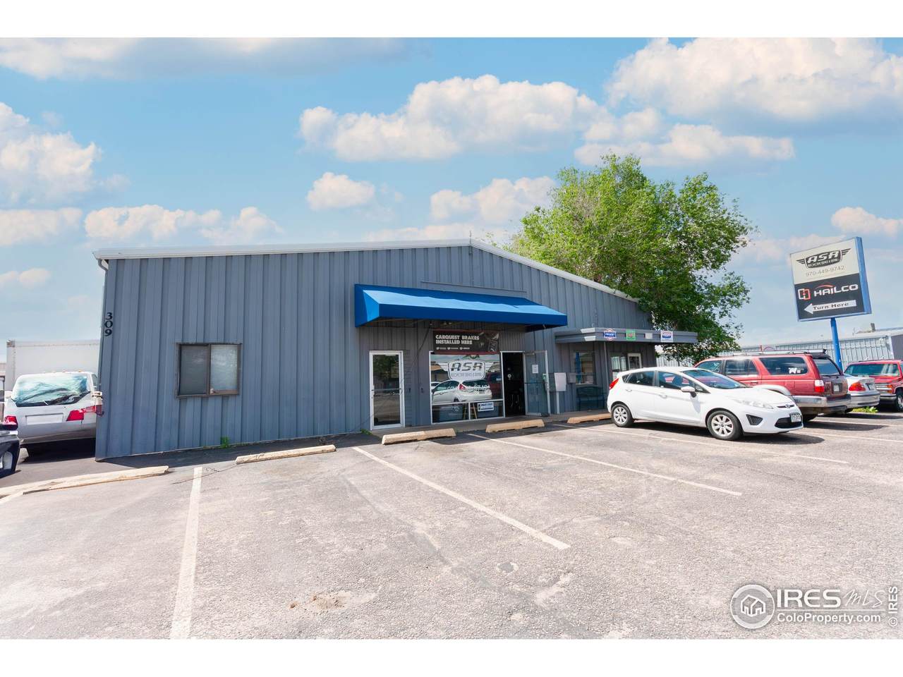 309 Link Ln - Photo 1