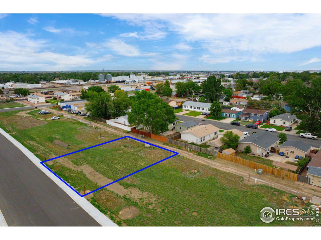 300 Willow St - Photo 1