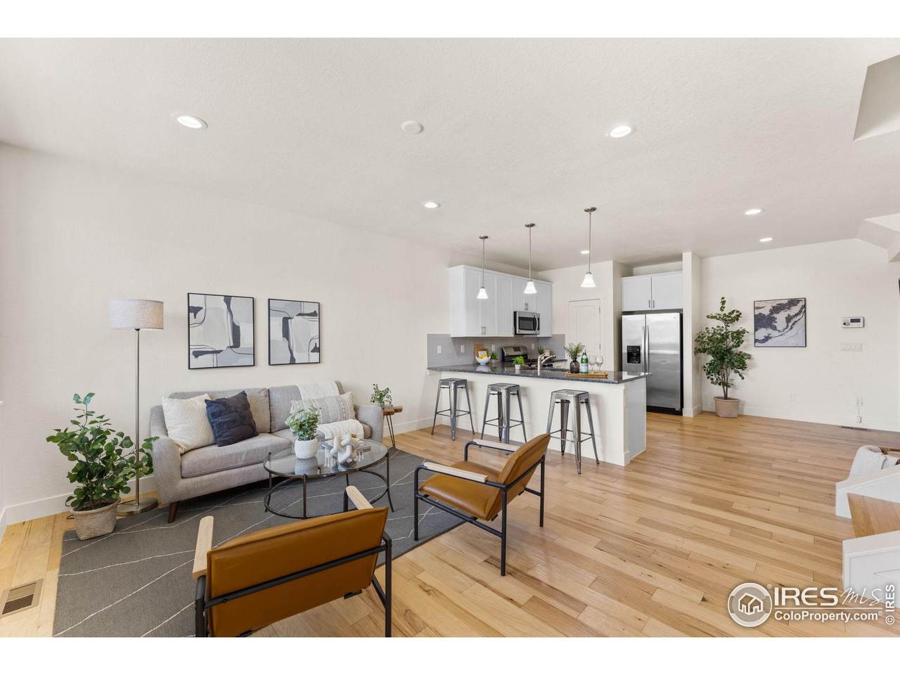 751 Grandview Mdws Dr - Photo 1