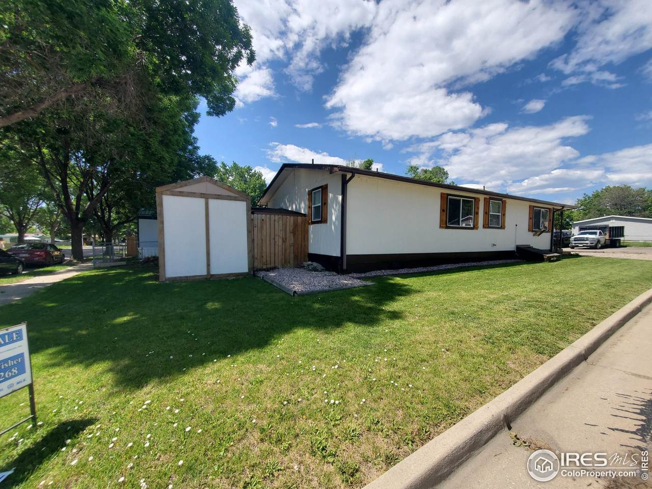 5852 Lake View Ct - Photo 1