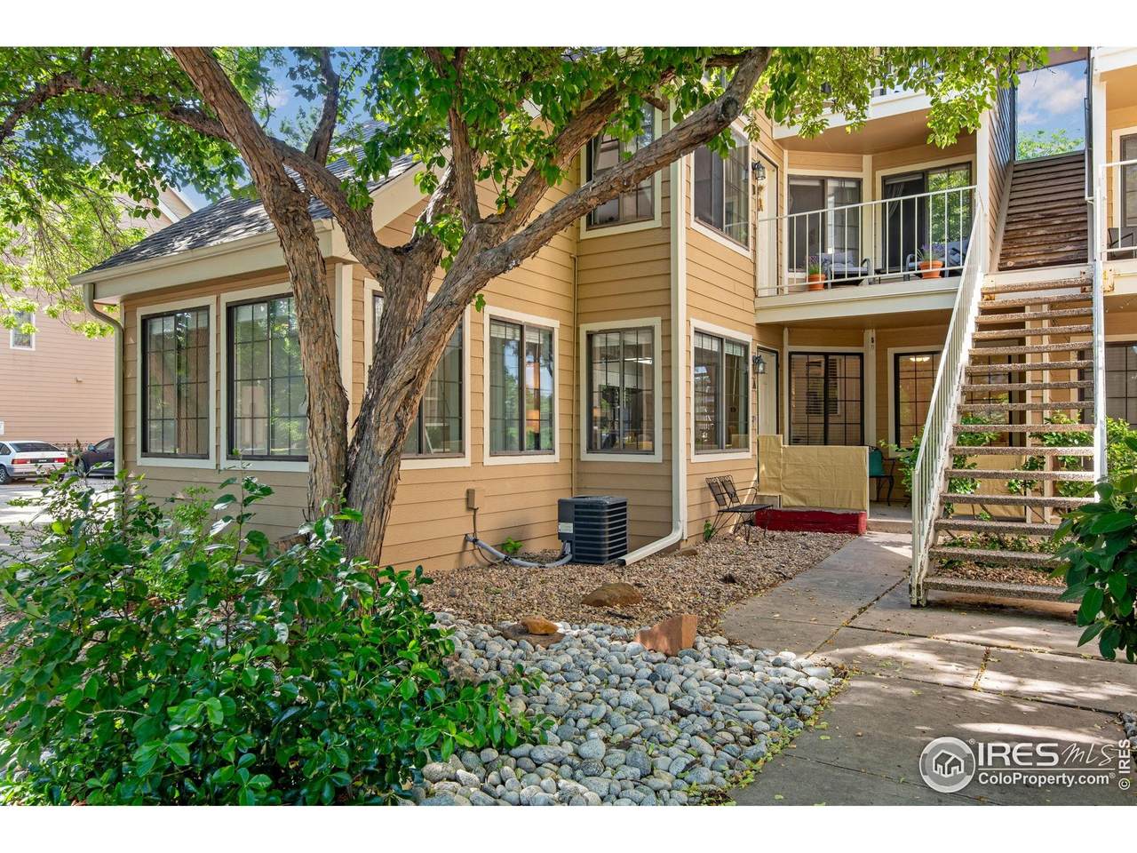 4763 White Rock Cir - Photo 1
