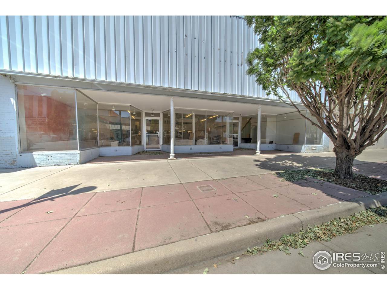 321 Main St - Photo 1