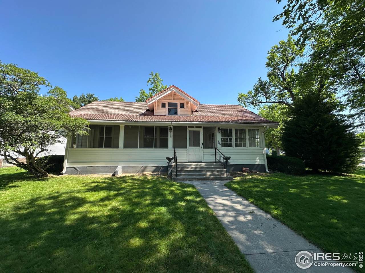 302 Beattie St - Photo 1