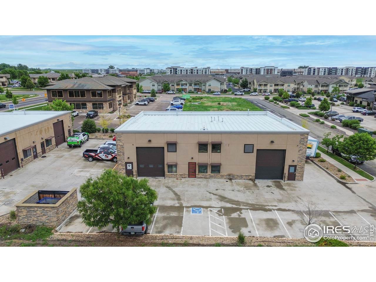 4521 Endeavor Dr - Photo 1