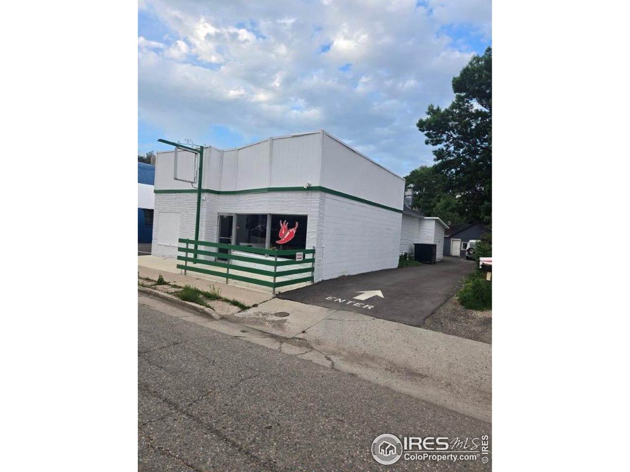 116 Lincoln Ave - Photo 1